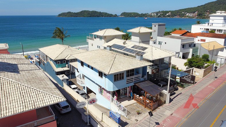 1019 Apartamento de um dormitório na quadra do mar