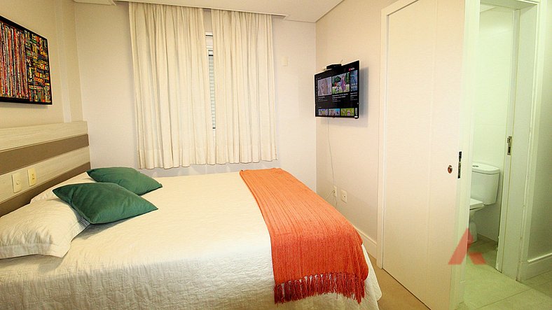 1039 - Apartamento em Condomínio Home Club - Bombinhas/SC